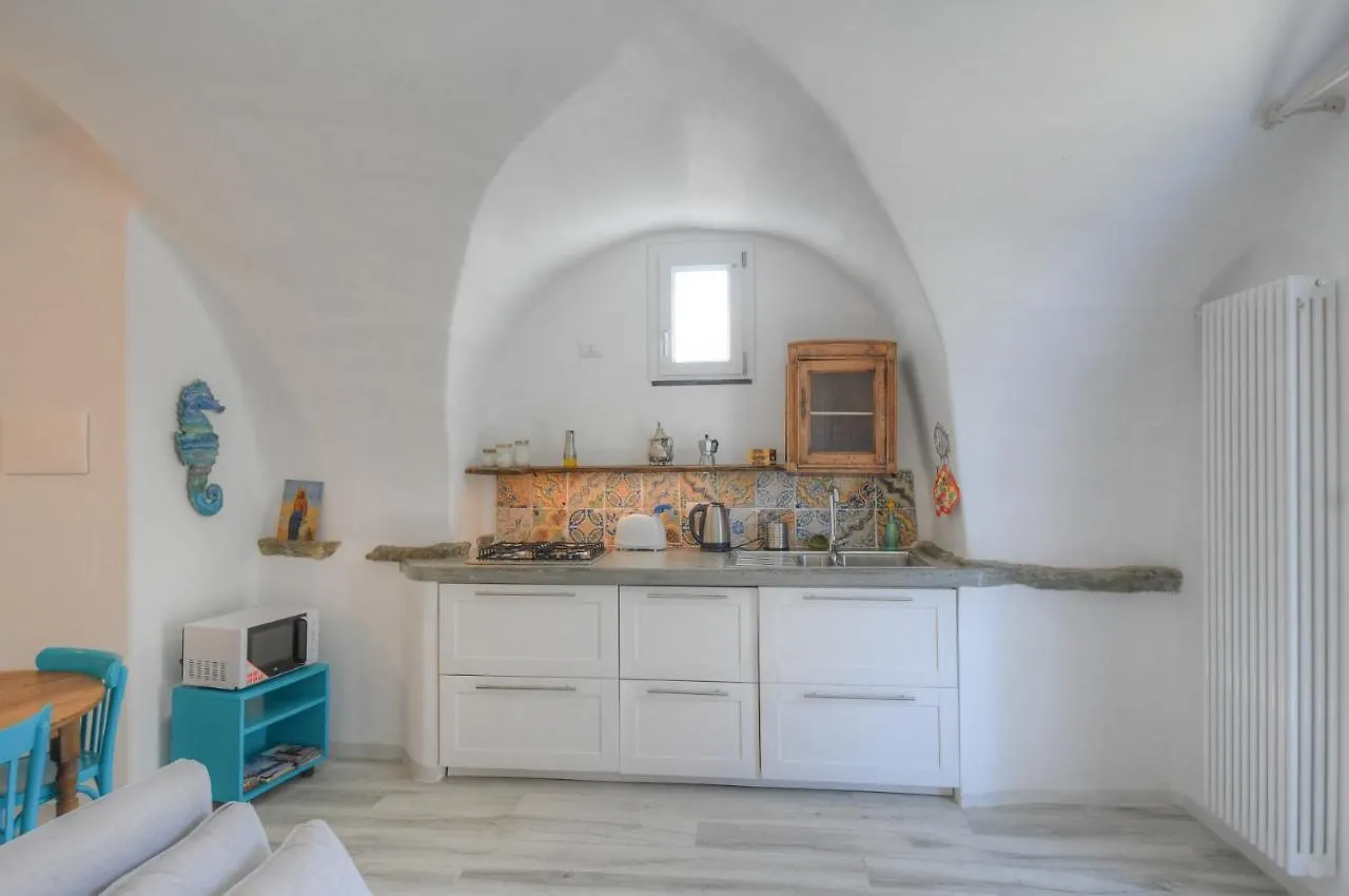 Casa vacanze Nuovissimo Appartamento Nell'Antica Casa Del Canto Calice Ligure